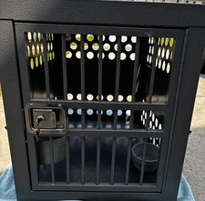 Zinger Dog Crate Used - Aluminum, Airline Approved