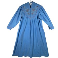 Vintage Vanity Fair Ladies Housecoat Polyester w/Embroidery USA Made Small