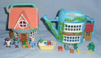 Vintage Teeny Weeny Familien Gartenhaus Pool Party & Brown's Minimarkt