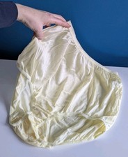 NOS 100 Nylon Underscore Panties Brief Sz 9 NWOT Granny New JCPenney Yellow Htf