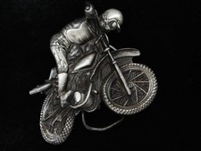 QJ03134 NOS VINTAGE 1977 CUT-OUT DIRT BIKE MOTOCROSS RIDER MOTORCYCLE BUCKLE