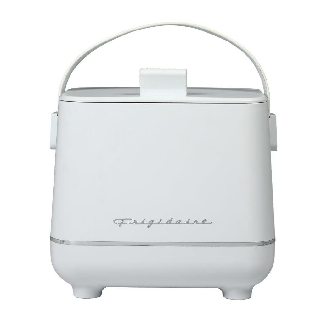 Cooler, White, 0.14 Cu. Ft