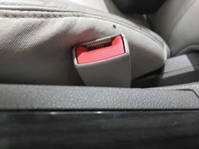 2013 - 2017 Chevy Traverse Passenger Seat Belt Buckle Gray Oem 19300389