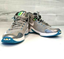 Nike Lebron XIII 13 GS Sneakers Size 5Y Hologram Basketball Shoes 808709-014