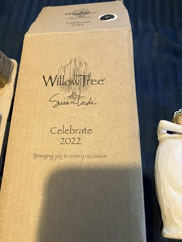 Willow Tree Celebrate 2022 Annual Figurine #28118 - New in Box - Picture 3 of 5