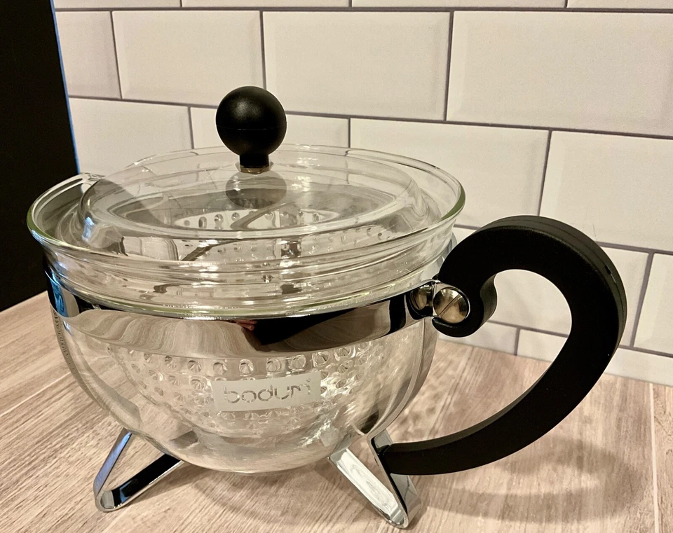 Bodum Chambord 4 Cup Glass Teapot Plastic Infuser Black Plastic Handle Lid - Image 3 of 4