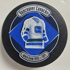 VANCOUVER CANUCKS 30th ANNIVERSARY Hockey Puck 1970-71 Jersey Uniform NHL