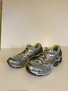 mizuno wave creation 11