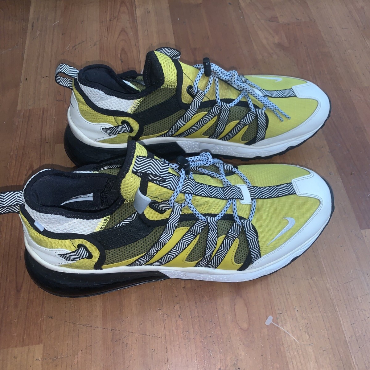 nike bowfin celestial gold