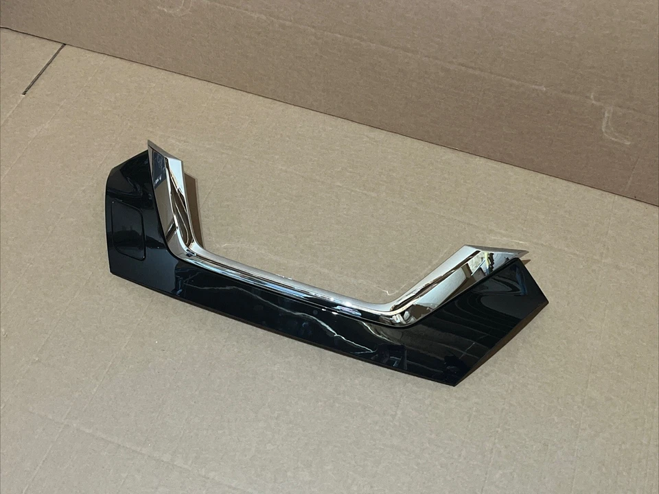 NEW for 2020-2022 NISSAN VERSA Front Bumper Upper Grille Lower Molding Trim - Image 2 of 4