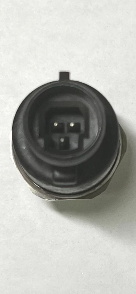 Ashcroft G2 Pressure Transducer Model #G2-7-M01-RM-GN-200 1/8" MNPT 0-200 PSI SS - Image 2 of 3