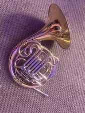 EASTMAN EFH-420 DOUBLE FRENCH HORN CASE AND MOUTHPIECE INCLUDED