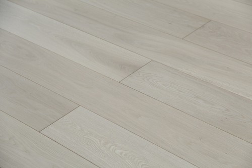 1900x190x14/3mm Prime Grade Unfinished Oak Engineered Flooring EO1597 Sample - Picture 3 of 4