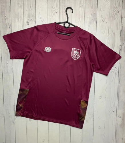 Vintage Umbro Pro Training Burnley soccer jersey size L