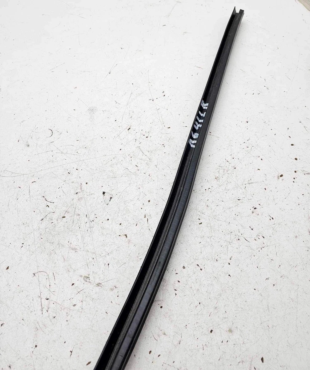 2012-2018 AUDI A6 S6 LEFT REAR INNER DOOR WINDOW SLOT SEAL TRIM 