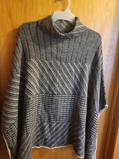 LANE BRYANT Charcoal Cream Knit Wool Blend Poncho Size 14/20 New With Tag