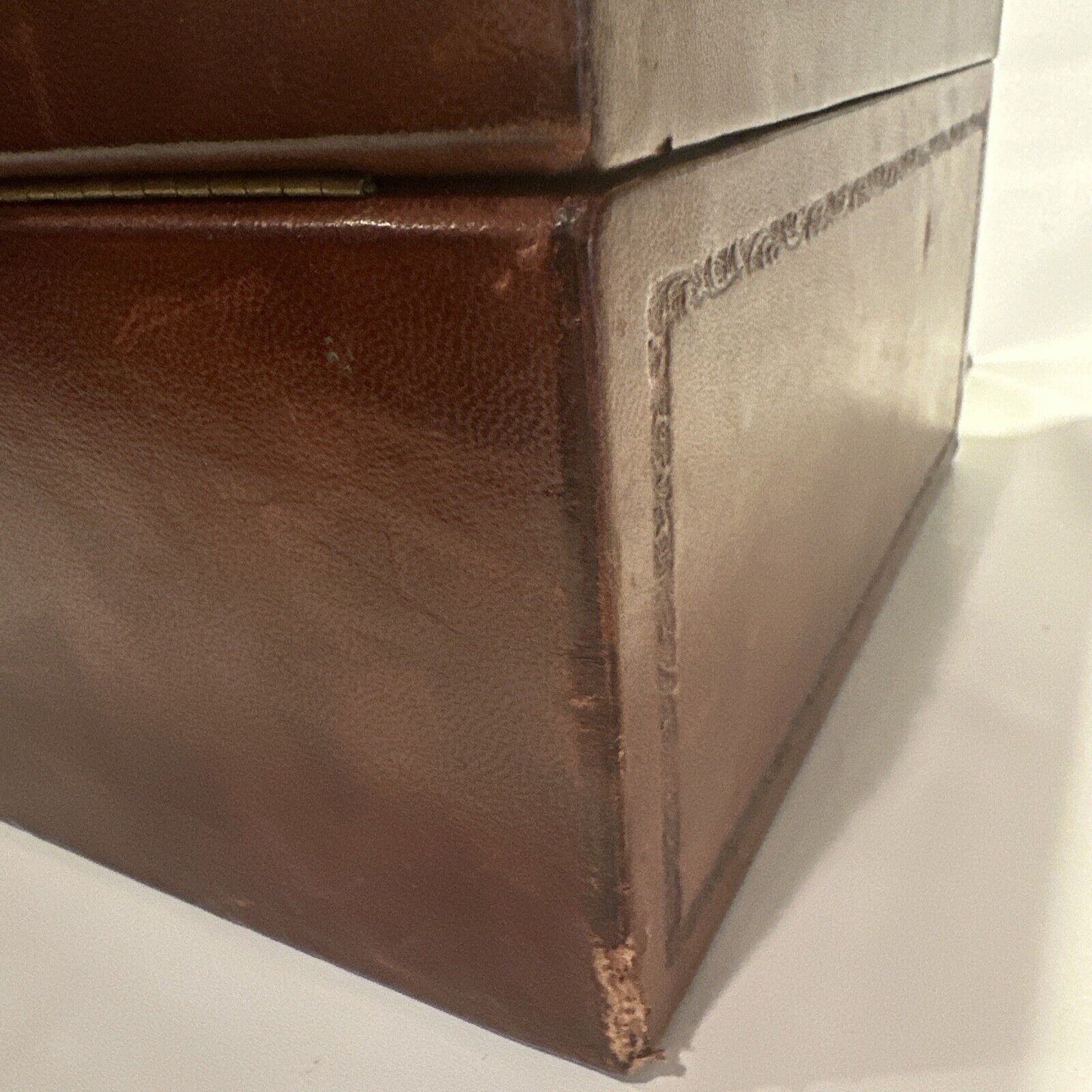 Foto 11 di 24