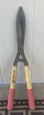 Corona HS 3911 Hedge Clippers Shear Forged Steel.  21” Total Length Made In USA