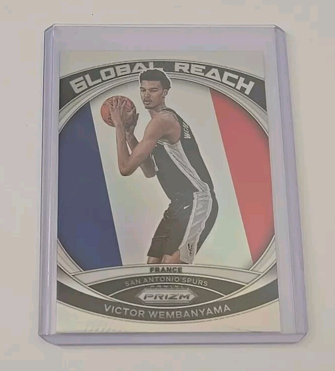 2023-24 Panini Prizm Victor Wembanyama #2 RC Rookie Global Reach Green