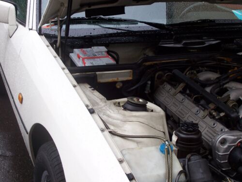 PORSCHE 924S 3 Hand immer in Stuttgart - Bild 14 von 15