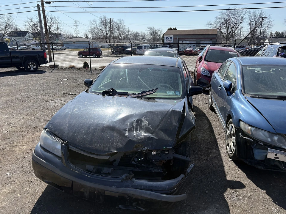 Manija de puerta exterior delantera izquierda usada se adapta a: Chevrolet Impala 2003 grado A izquierdo Foto 3 de 4