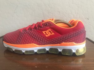 dc running shoes womens