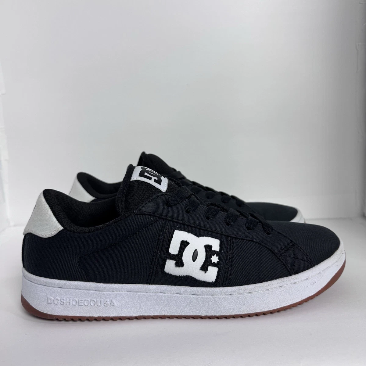 NEW MENS DC STRIKER SIZE 12 BLACK White SKATE SHOES -No Box NEW MENS DC STRIKER SIZE 11 BLACK White SKATE | Mercari main image 3