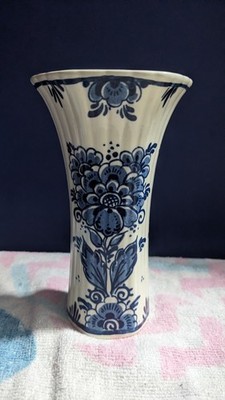 Blauw Delfts Hexagon Hand Painted 6'' Bud Vase *786