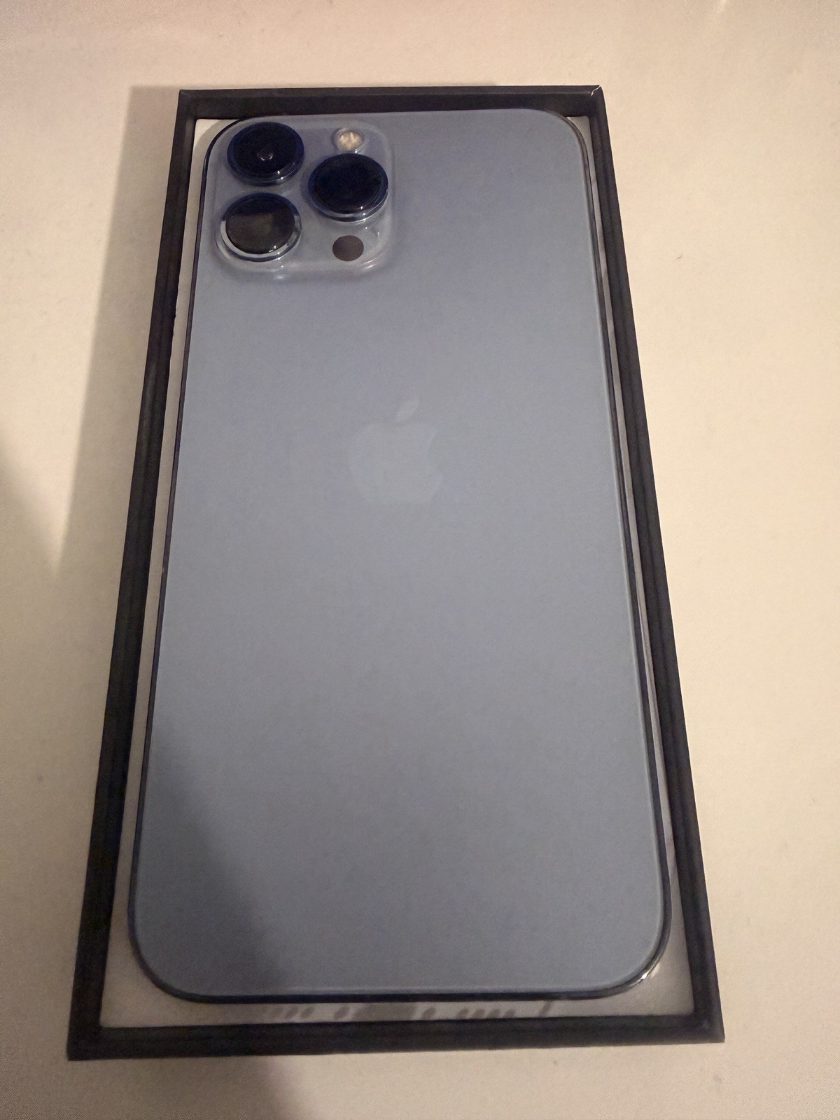 Apple iPhone 13 Pro Max 256GB, Unlocked, Sierra Blue - Immaculate