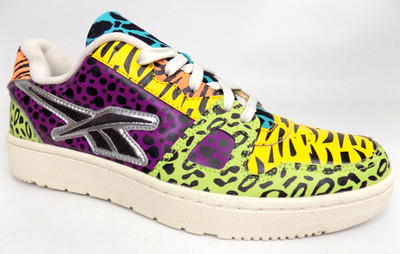 Reebok Resonator Low The Flintstones x Jetsons Running Men's Shoes Sz 9 M Multi