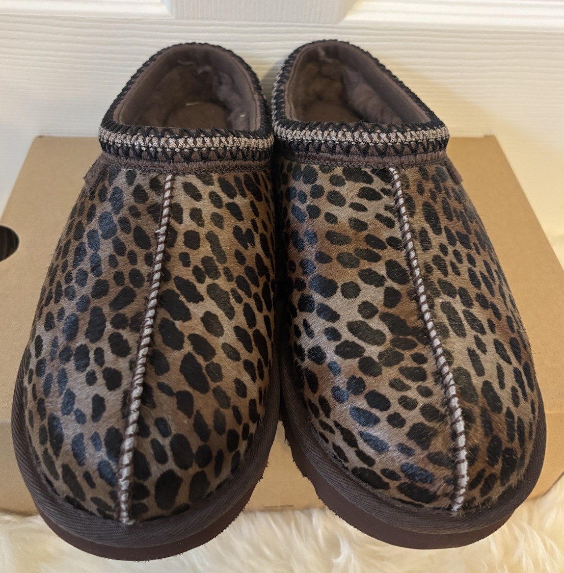 NIB UGG Women's Tasman Caspian In Burnt Cedar Leopard Print Size: 8 image 7