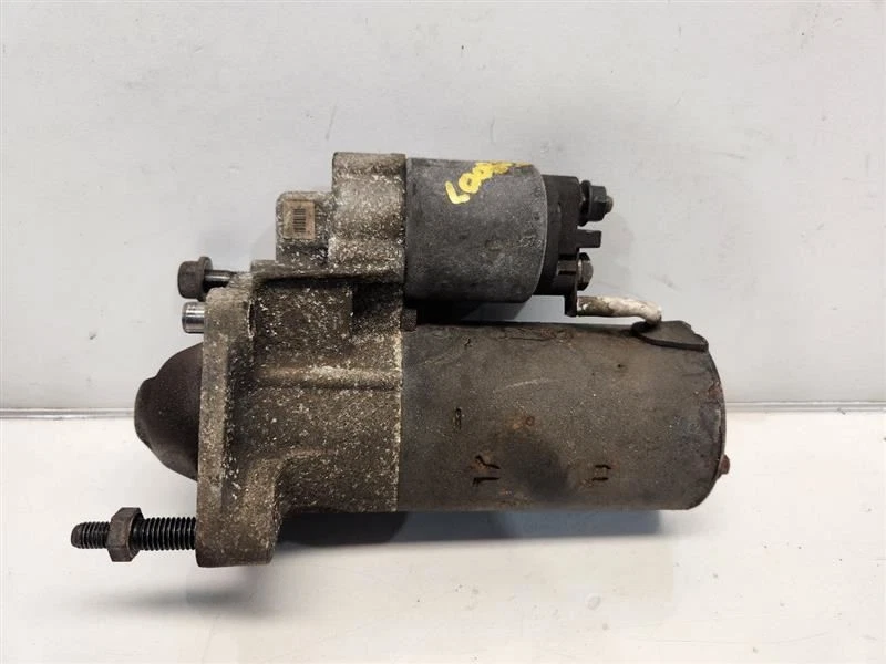 Motor de arranque Volvo XC70 1999-06 (Wagon / 2,5 L / AT) Foto 2 de 4