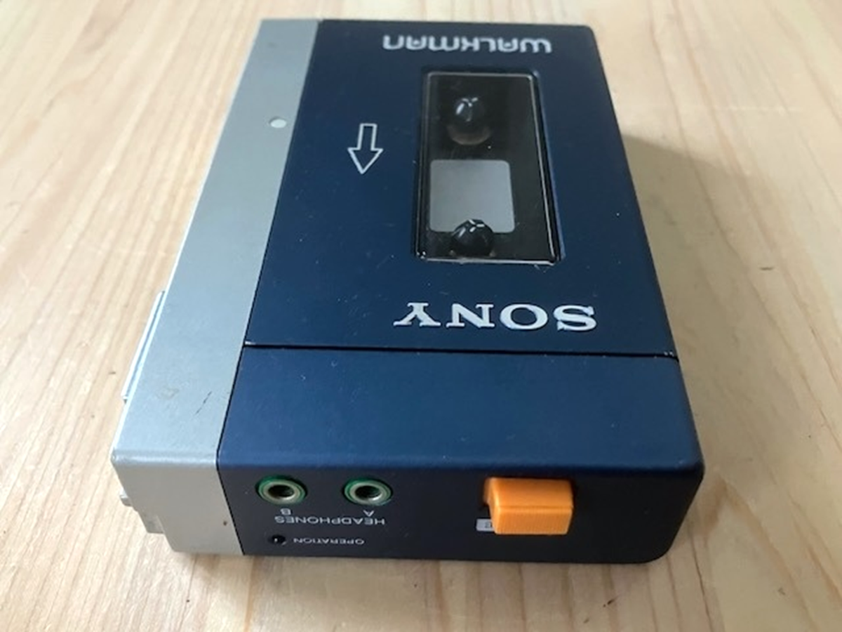 SONY Walkman TPS-L2 Cassette Player Stereo 1st Generation Vintage