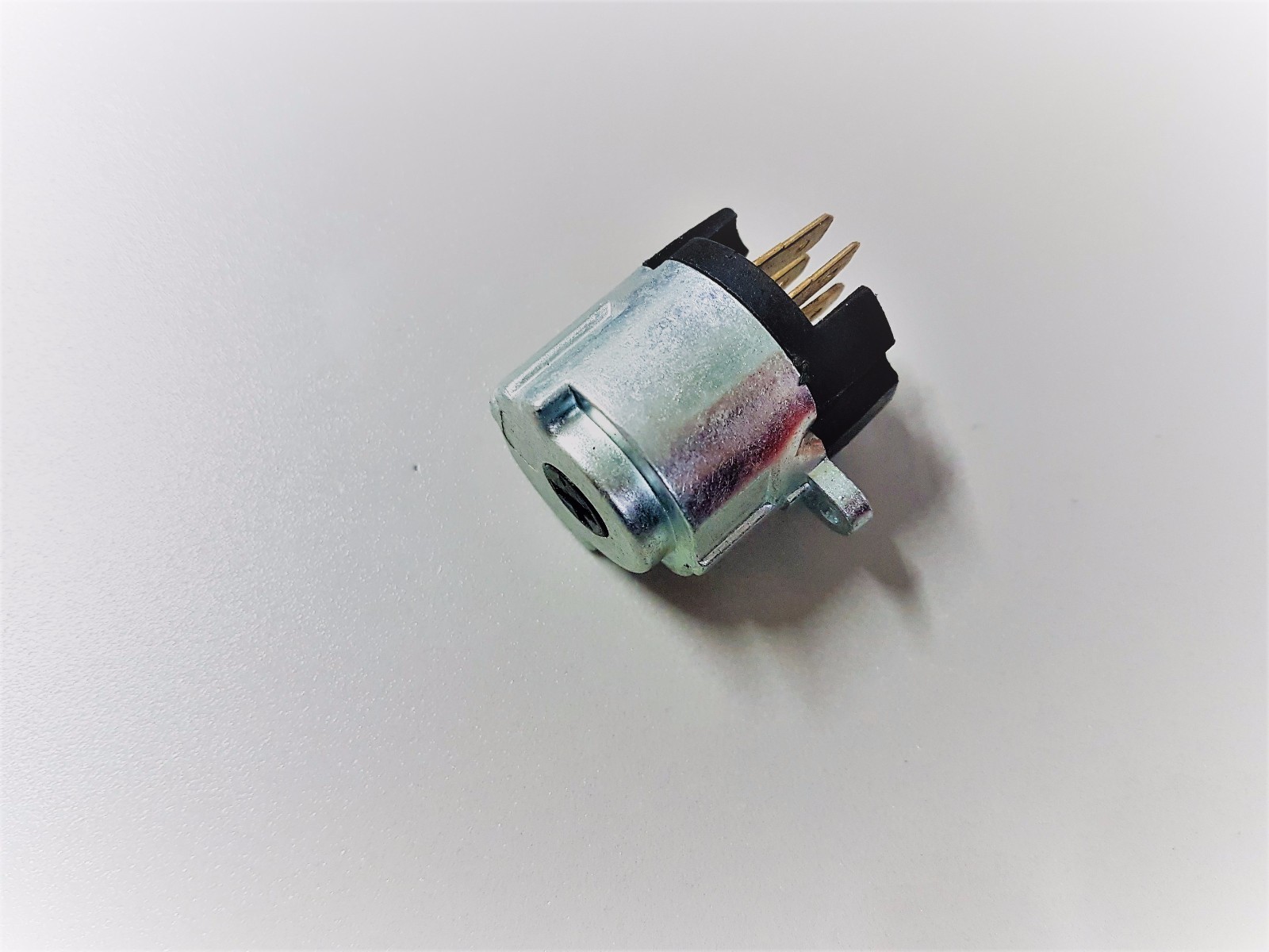 Nissan Terrano Interrupteur D'éclairage De La Cabine Dans Le Panneau