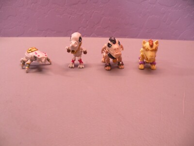 Treasure X Kings Gold Mini Beasts Damipeg Golrab Scratcha X Rex
