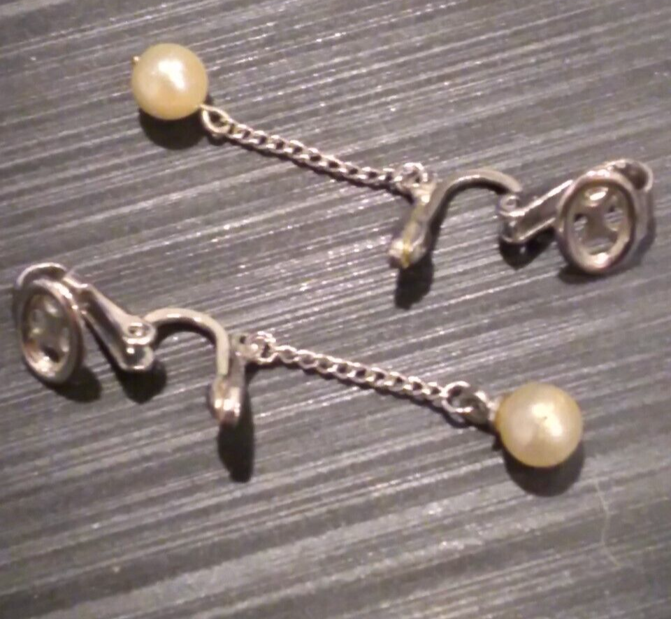 Picture 1 of 3