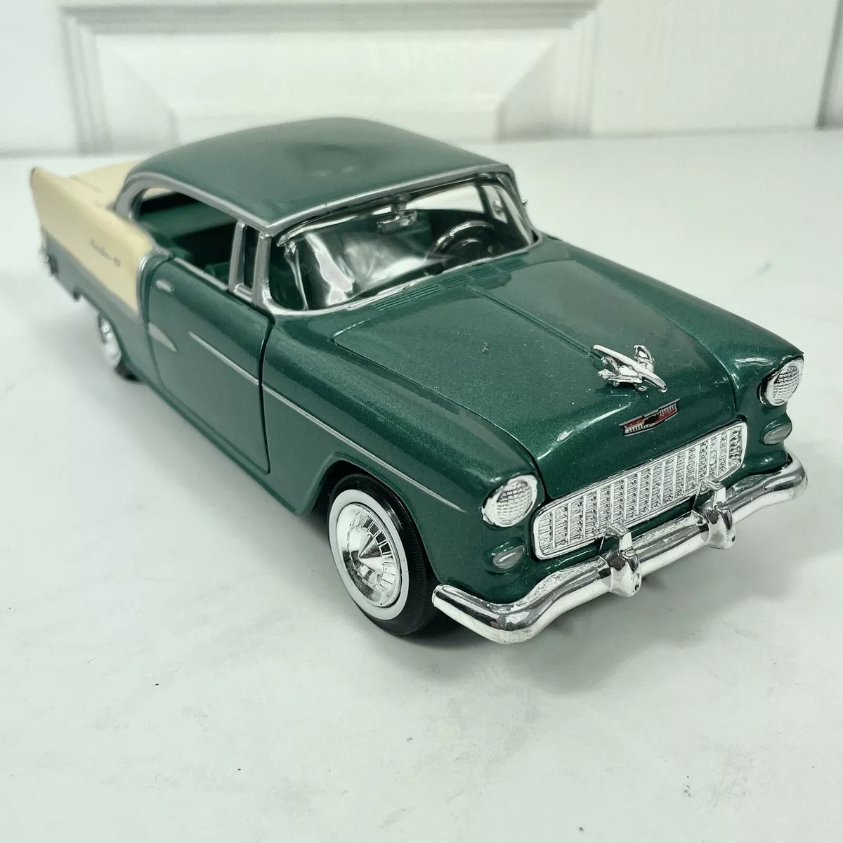 1955 chevy bel air coupe deals diecast replica