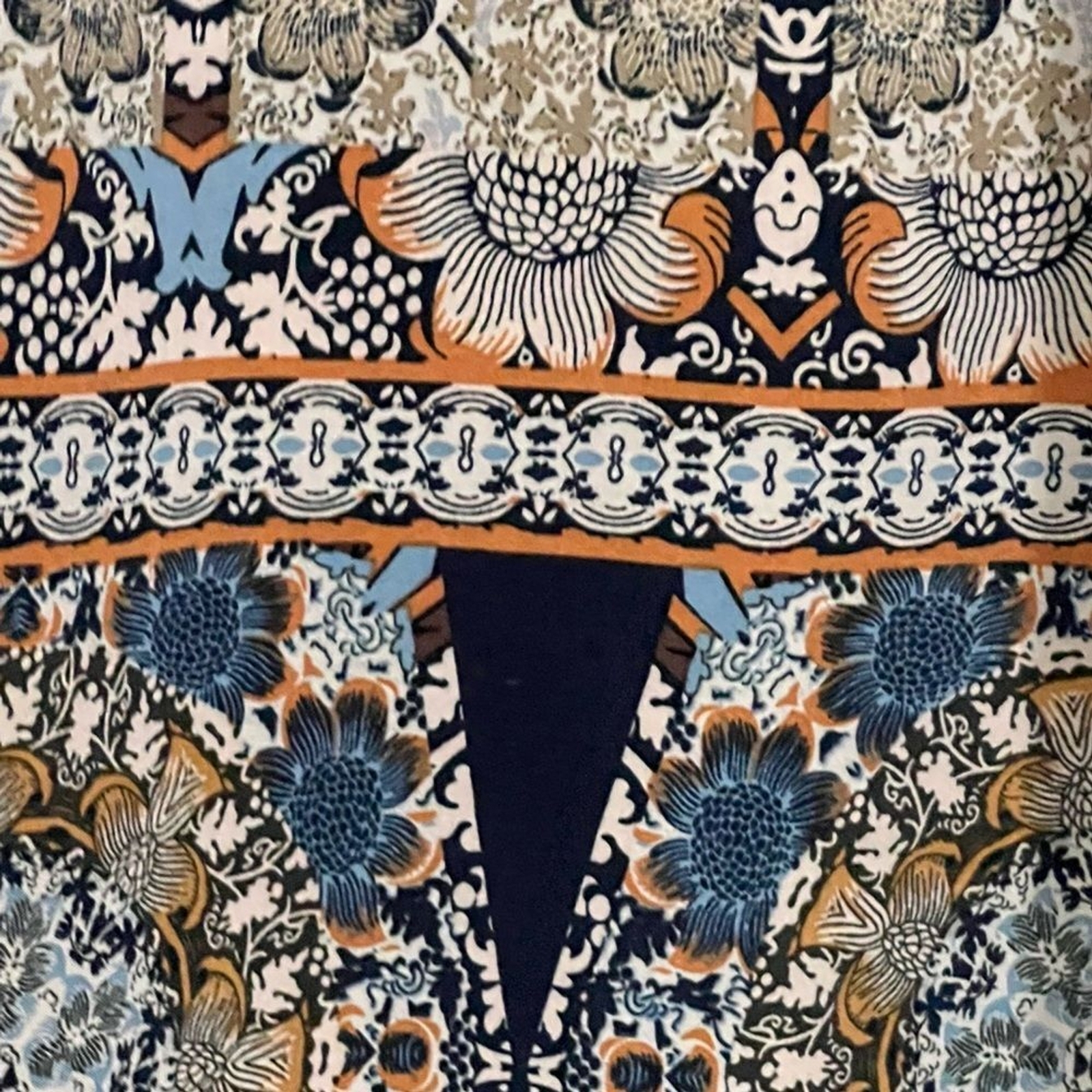 Vici Geometric Button Down Tunic size Medium - image 6