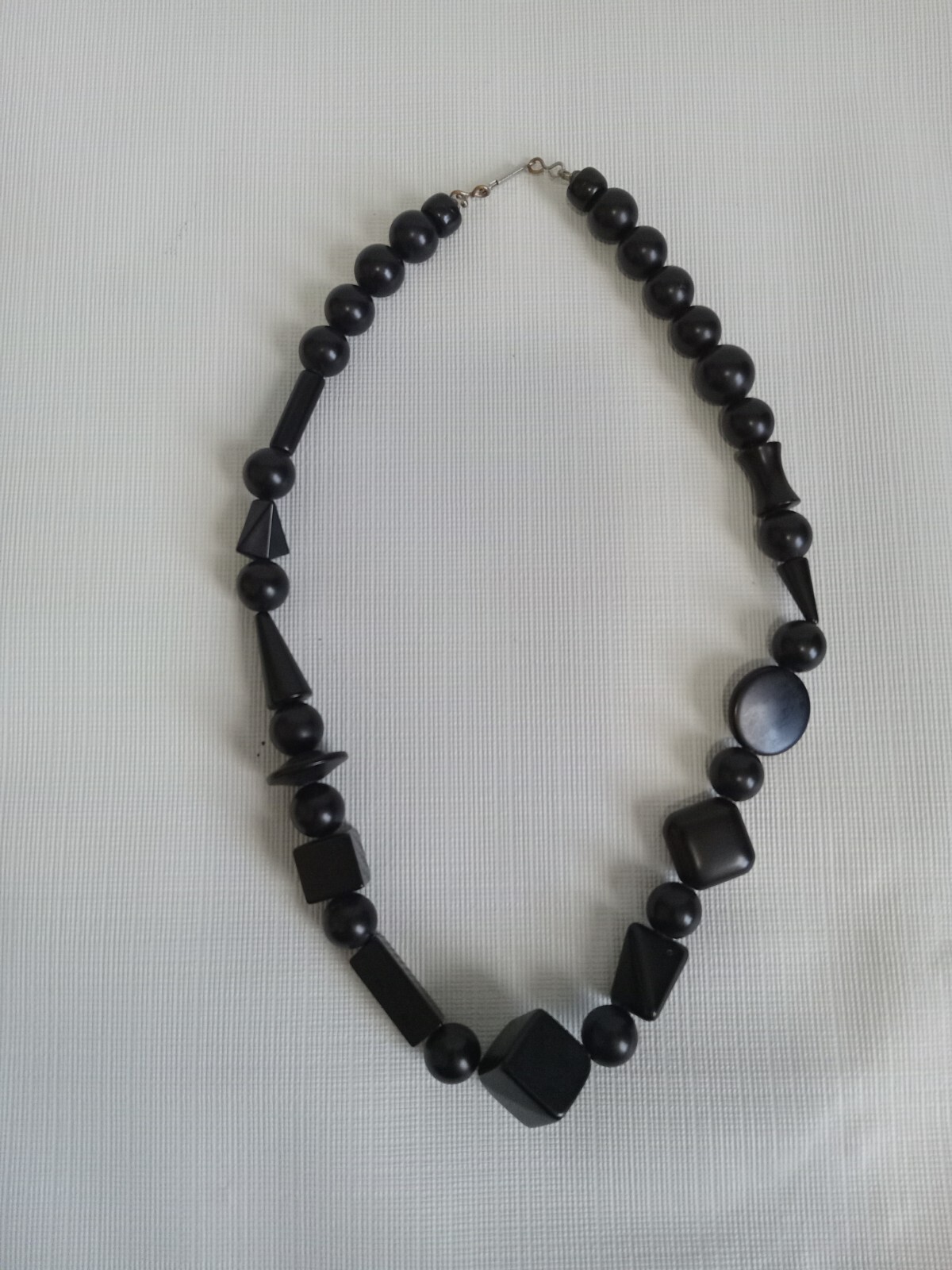 Solid Black Lightweight Single Strand Geometric M… - image 7