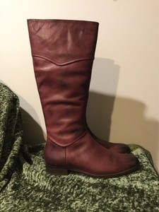 maroon flat boots