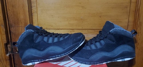 Size 11 - Jordan 10 Retro Stealth 2012 - 第 1/10 張圖片