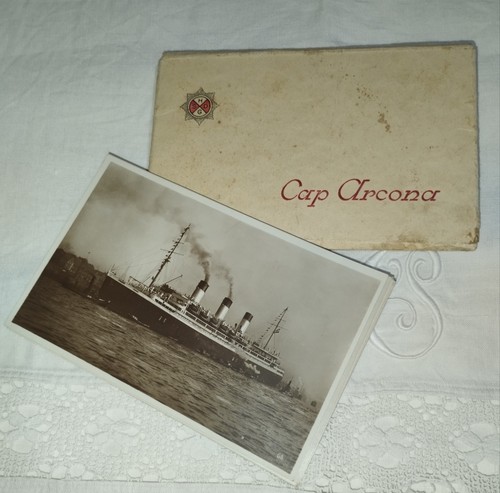 ALTE SELTENE MÜTZE ARCONA DEUTSCHLAND SCHIFFSMAPPE POSTKARTE SET COVER HAMBURG SUD HSDG