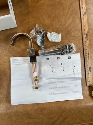 Delta 553LF-SS Vero Single Handle Bathroom Faucet in Stainless Open Box