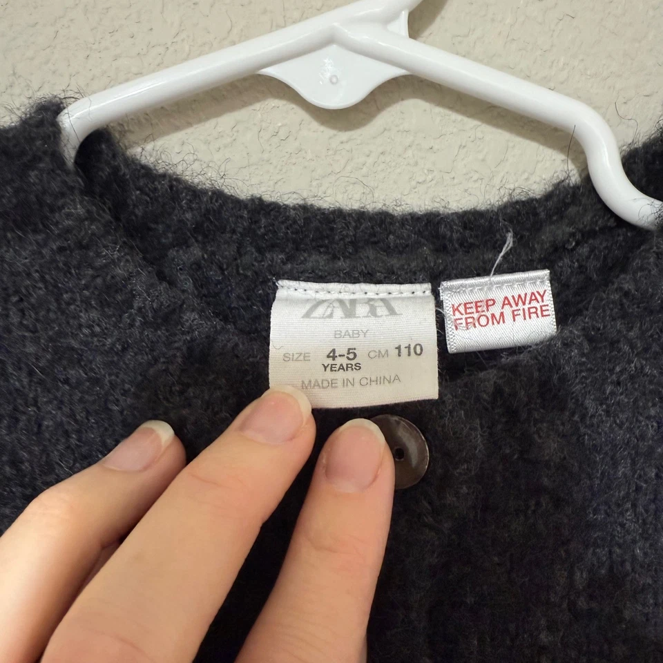 Cardigã Zara meninas cinza carvão mistura lã/alpaca malha robusta 4-5 anos - Imagem 3 de 4