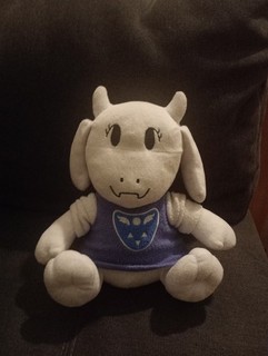 Toriel plush Undertale Size: 23cm