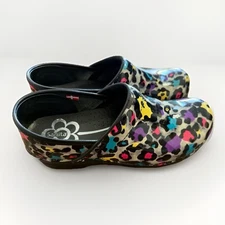 Sanita Clogs Women’s Size 7 EU 38 Slip Resistant Colorful Leopard Work Shoes