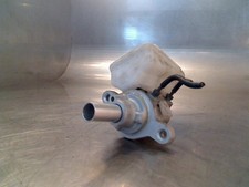 Maître-cylindre de frein Peugeot 107