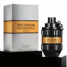 Viktor&RolfSpicebomb Extreme Eau de Parfum,Woody & Spicy- cologne for Men