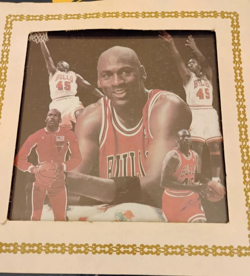 Upper Deck Michael Jordan "He's Back" Print w/ Frame & Jordan 5x7 Collage - Image 3 of 4