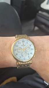 Authentic Mens Bulova Chronograph Quartz Gold Plated Watch Bed of Rice Braclet Excellent